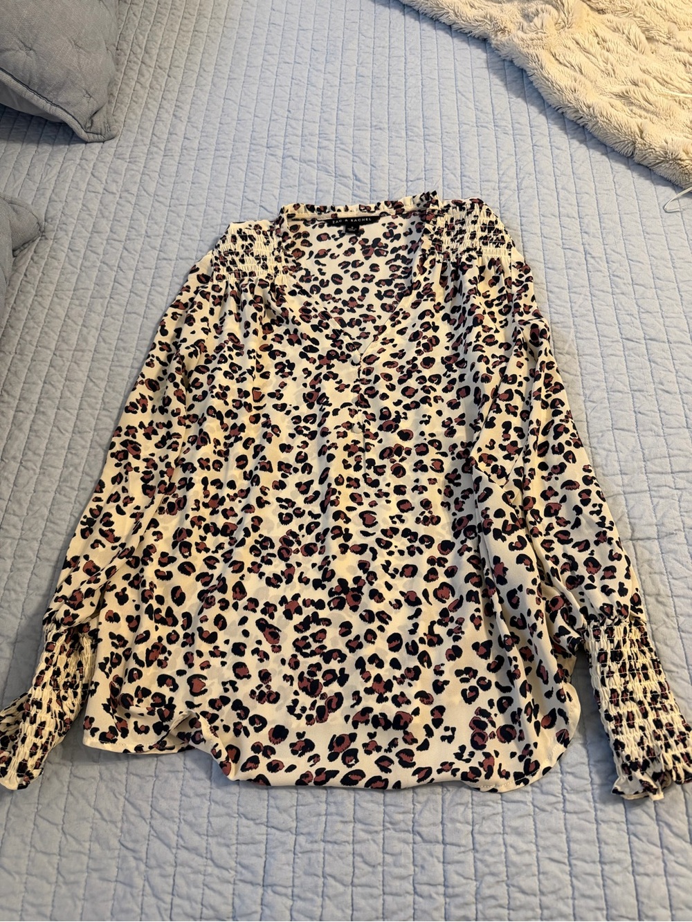 Zac & Rachel Leopard Print Smocked Sleeve Blouse Size Small